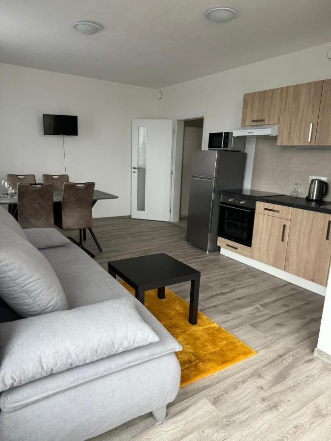 Sky Apartments 506 Plzeň Buitenkant foto