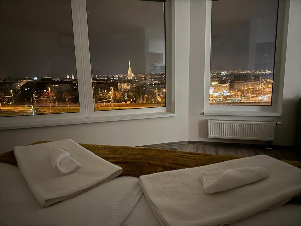 Sky Apartments 506 Plzeň Buitenkant foto